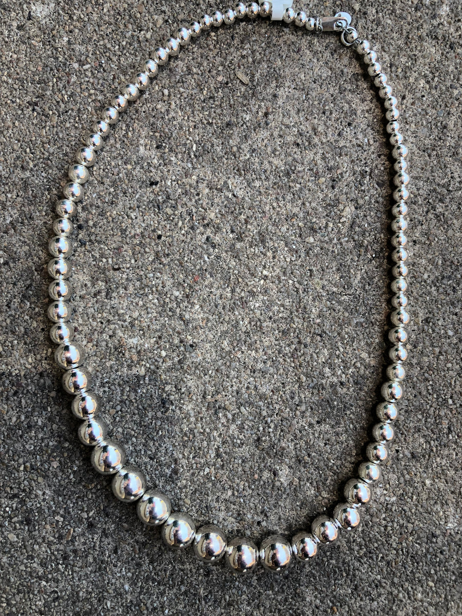 Navajo Pearl inspired seamless sterling silver graduated beads in a 20